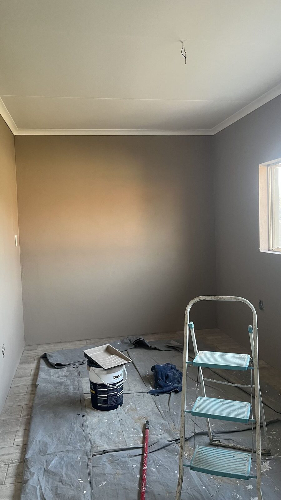 Interior room painting
